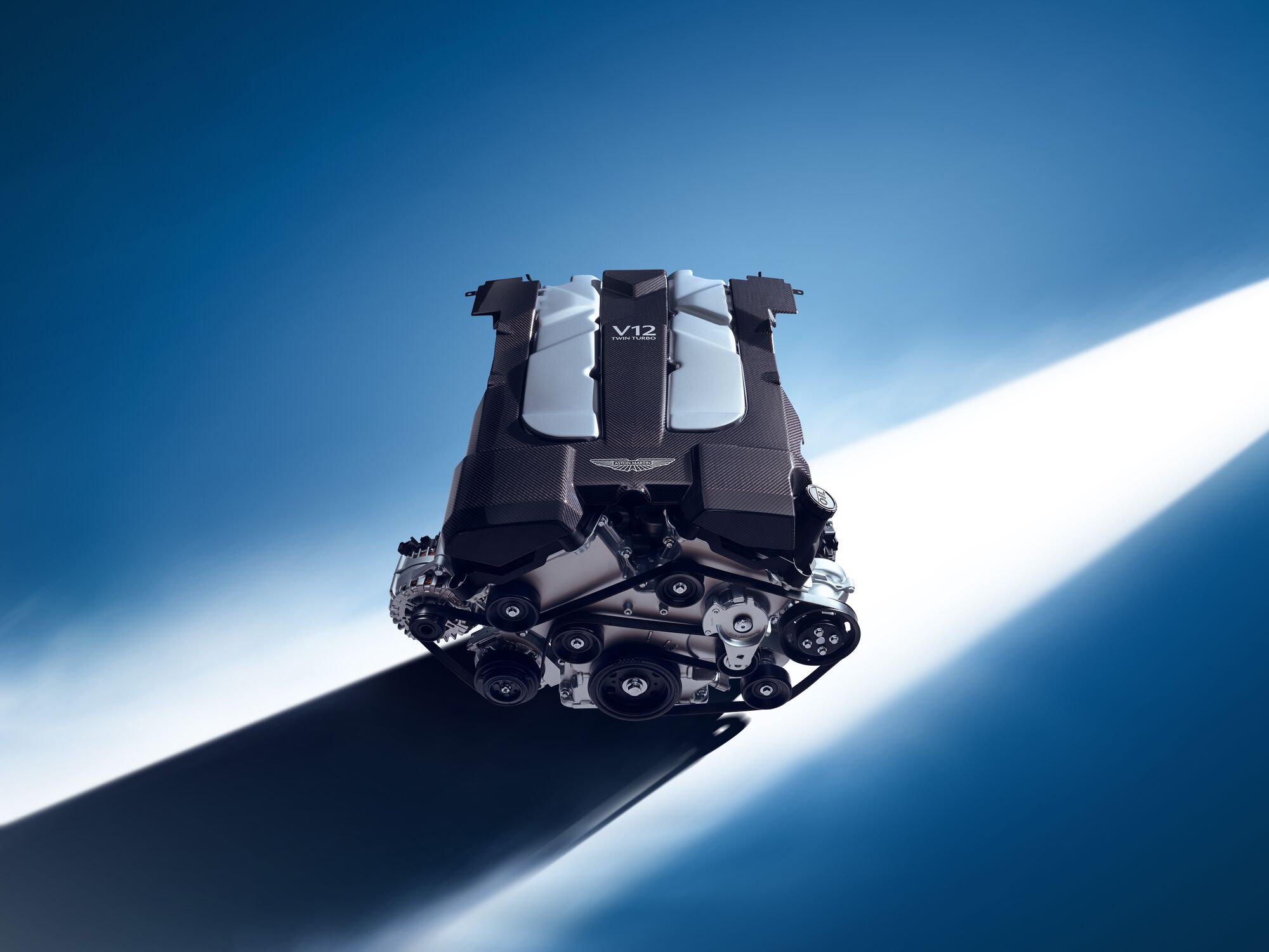 motore vanquish v12 Aston Martin